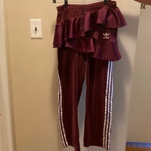 Almost new. Worn couple of times. The color is burgundy. Velvet